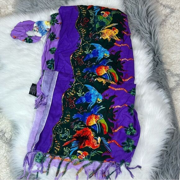 Vibrant Purple Parrot Scarf 100% rayon - Picture 7 of 7